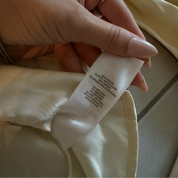 aritzia tatiana blouse NWT - Picture 6 of 6